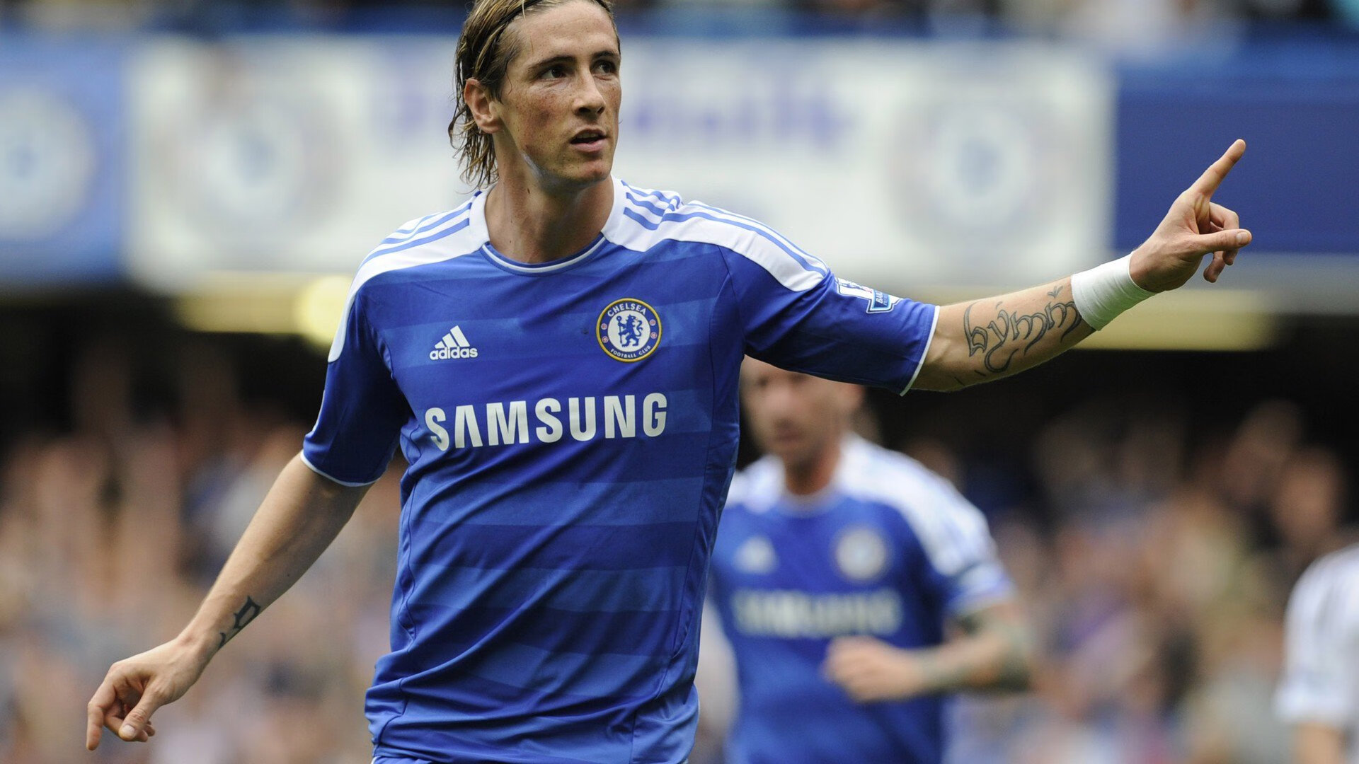 熊猫体育世界杯2026-门迪关键回合不手软，曼城英超争冠之夜再铸传奇