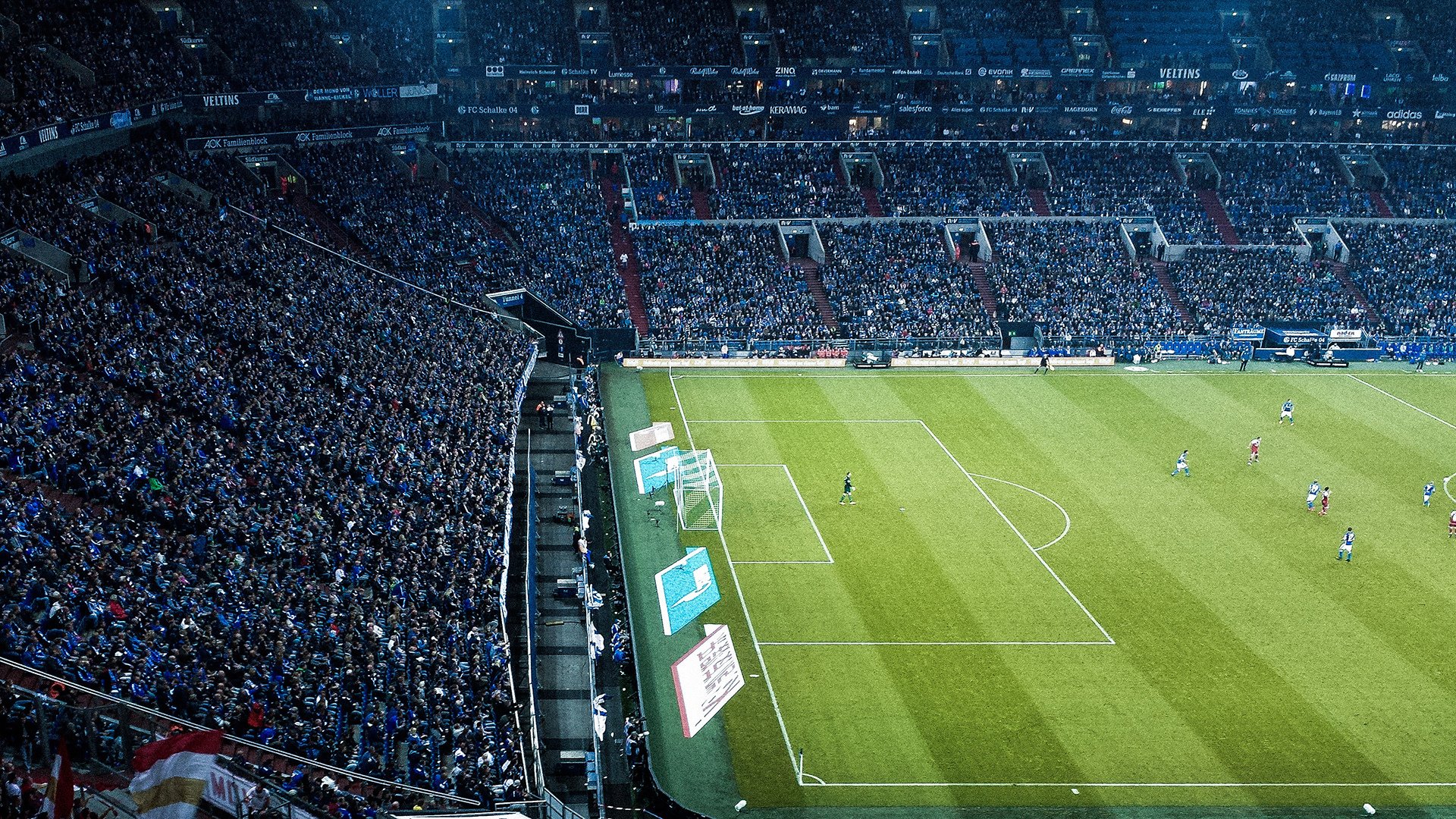 统治级表现！阿什拉夫闪耀全场，曼城完胜皇马晋级在望